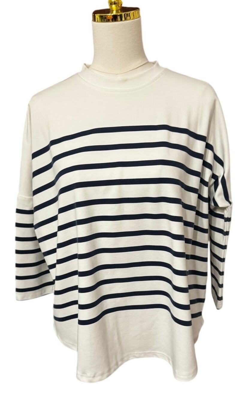 Pomander Place Striped Oversized Tunic Top One Size White Navy Nautical Dolman